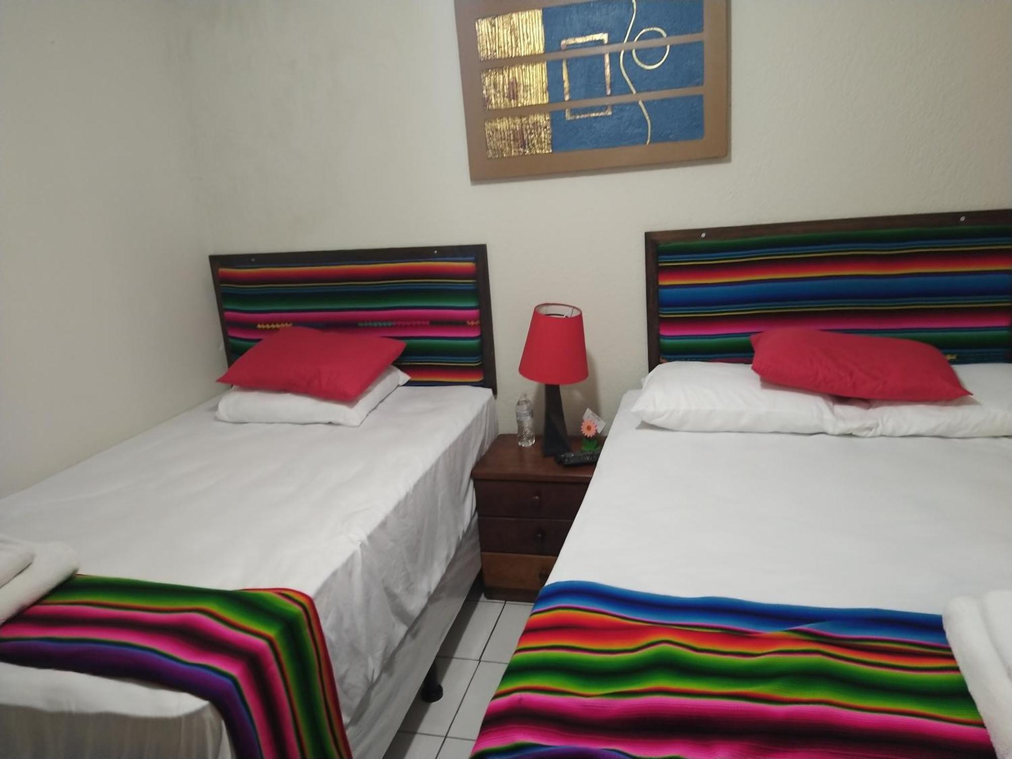 Hotel Antiguo Antiguo Cuscatlán Habitación foto